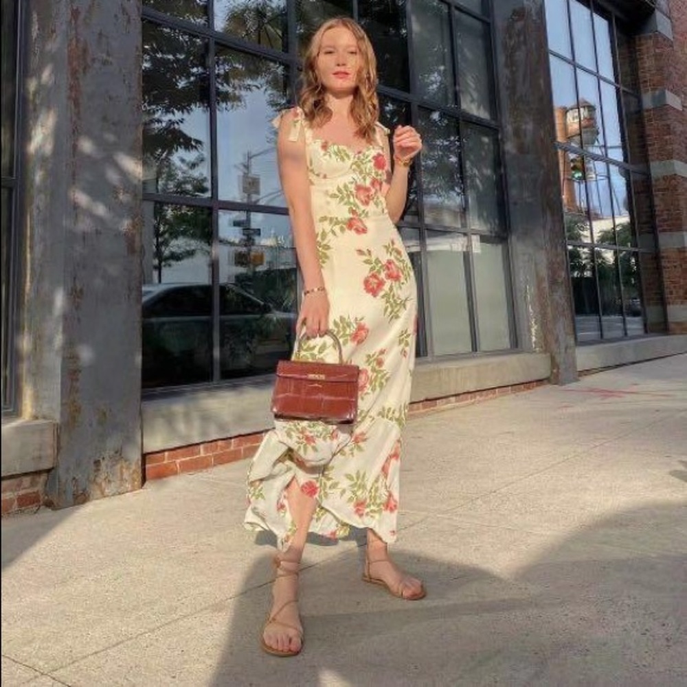 Reformation Nikita Dress in Jolie Rose Deadstock - Picture 3 of 4